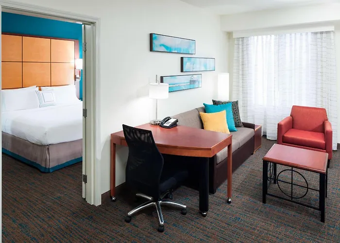 Hotel By Marriott Chicago Forest/mettawa Mettawa