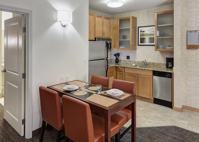 By Marriott Chicago Forest/mettawa Mettawa