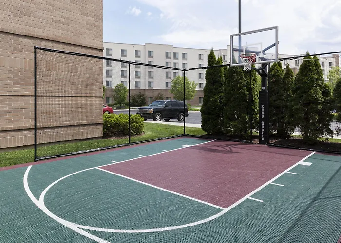 By Marriott Chicago Forest/mettawa Hotel 3*