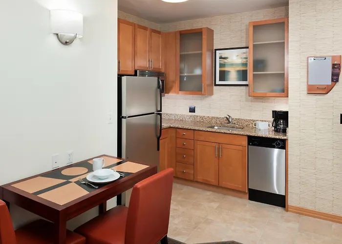 By Marriott Chicago Forest/mettawa 3* Mettawa