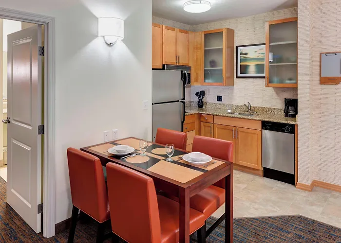 Hotel By Marriott Chicago Forest/mettawa Mettawa