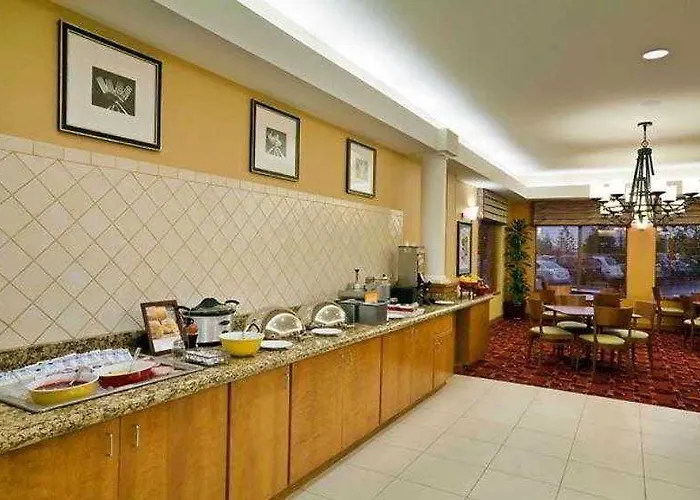 By Marriott Chicago Forest/mettawa Hotel Mettawa