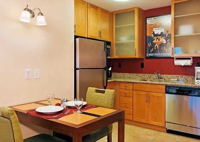 Hotel By Marriott Chicago Forest/mettawa 3*