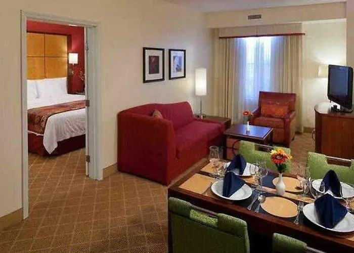 Hotel By Marriott Chicago Forest/mettawa Mettawa